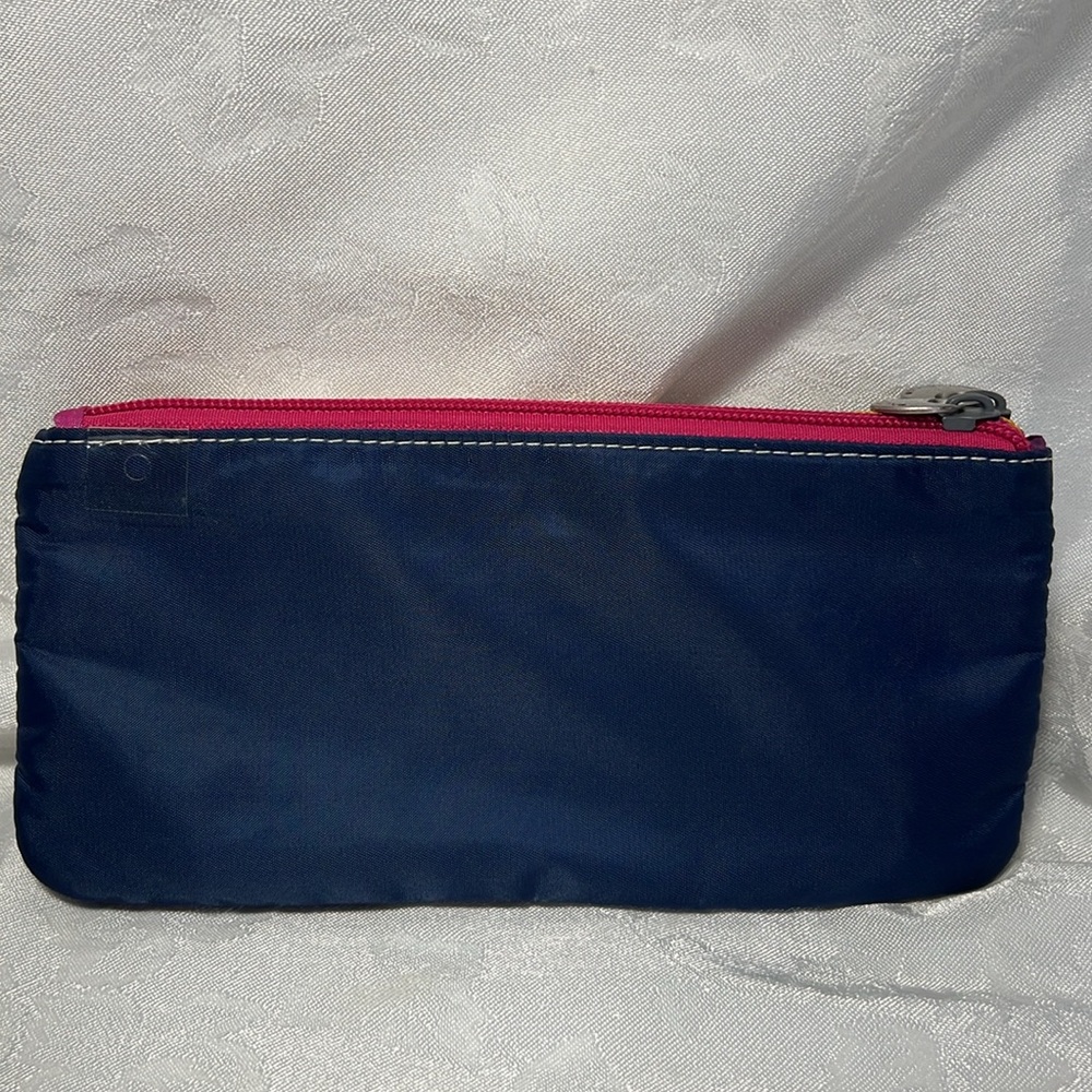 Travelon Safe ID Daisy Double Zip Clutch Wallet - Picture 4 of 10